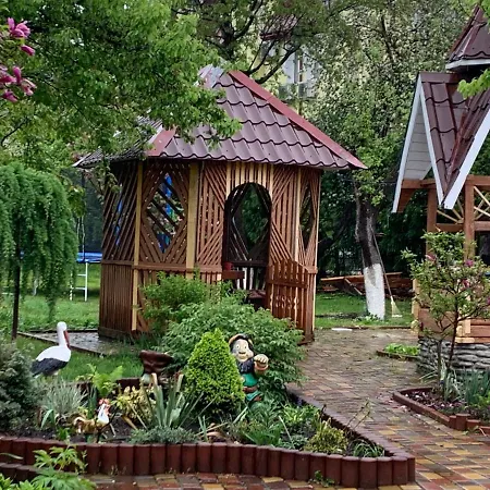 Yaryna Hotel Truskavets