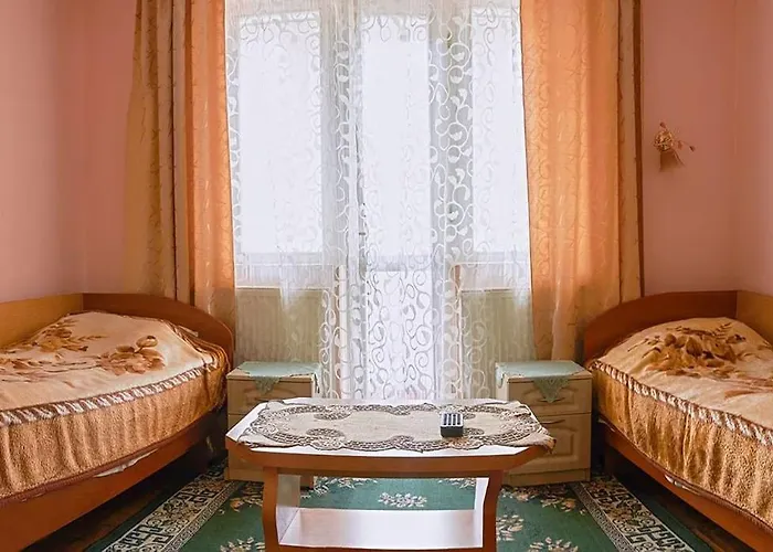 Отель Yaryna Трускавец